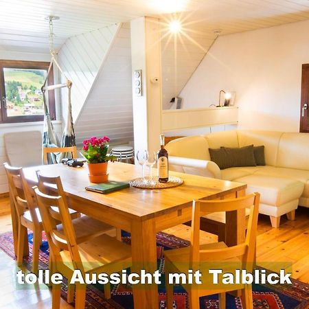 Wohlfuehl-Ferienwohnung 80 Qm, 8 Personen, Aussicht & Heimkino Todtnau Exterior photo