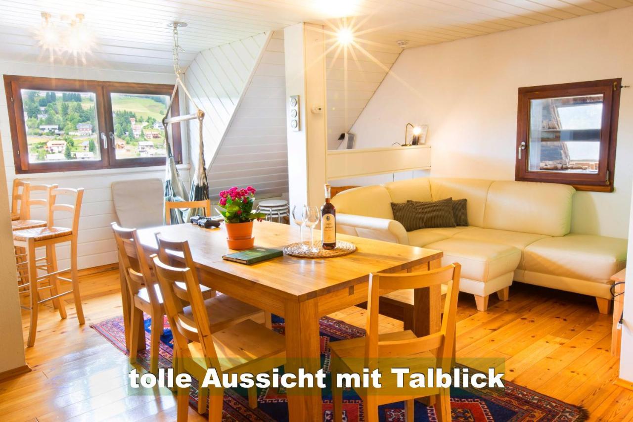 Wohlfuehl-Ferienwohnung 80 Qm, 8 Personen, Aussicht & Heimkino Todtnau Exterior photo